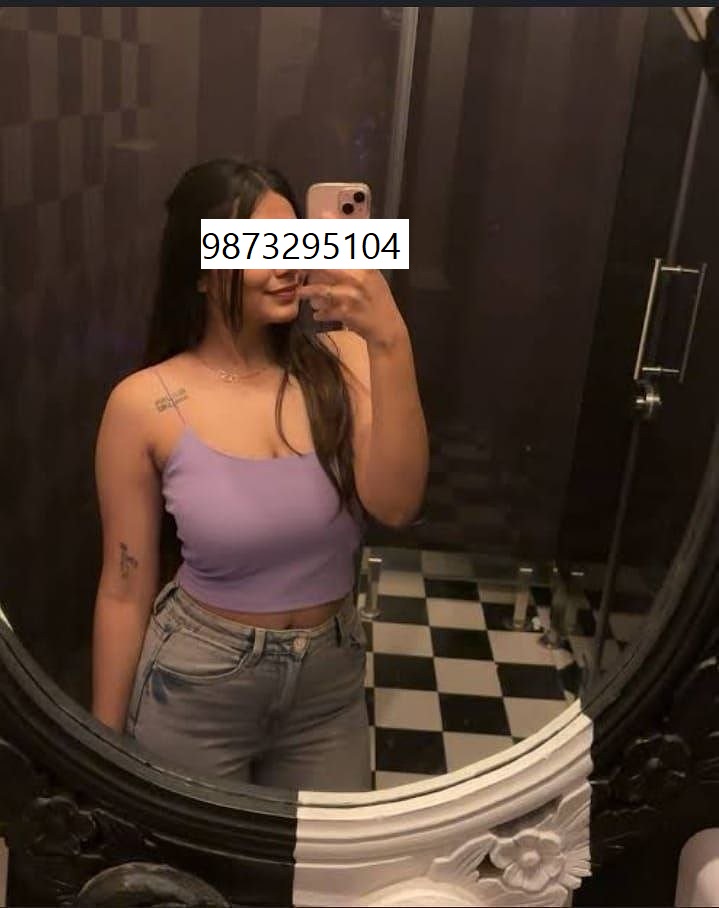 Call Girls In  Krishna Nagar 9873295104（ ͜.人 ͜.）【कॉल गर्ल】 Delhi EscorTS SerVicE