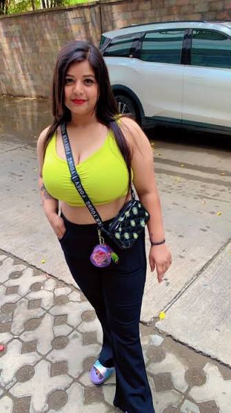 CALL GIRLS IN DELHI East Of Kailash ꧁❤[☎️+91 70421 VIP 104524 ❤꧂ ... in Delhi