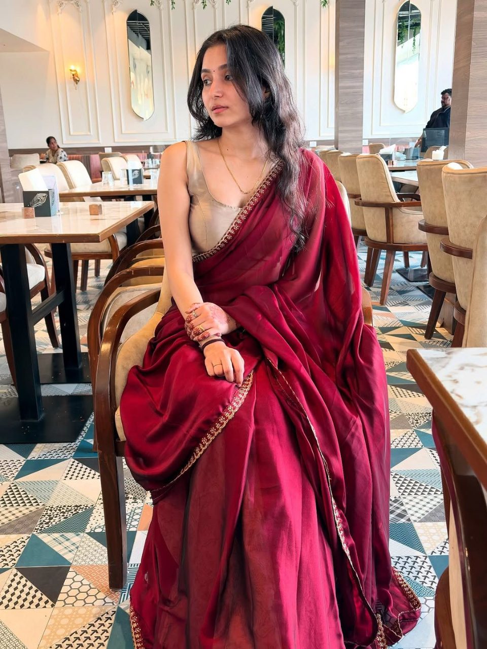 Call Girls In Psari Chowk Noida 7669021418 }Premium ꕤ Escort Service IN Noida