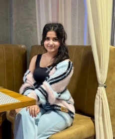 Young Call Girls In Connaught Place 7303025131Female Escort Service In Delhi in Delhi