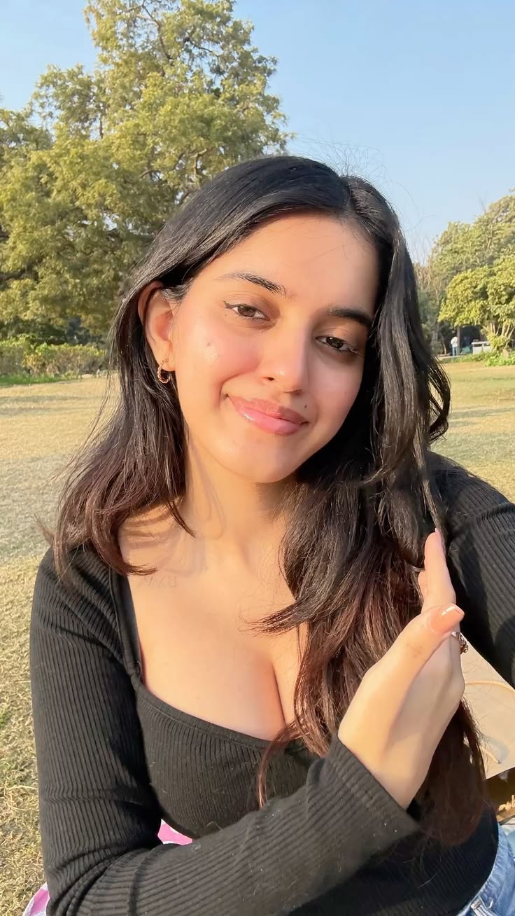 Premium 18+ Escort Service in Delhi  Rohini 8557906577 in Delhi