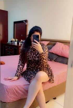 (₯) Call Girls In Ashram Metro ✯9711794795 कॉल गर्ल in Delhi