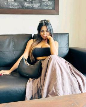 Genuine Call Girls In Vaishali Ghaziabad 8795839192