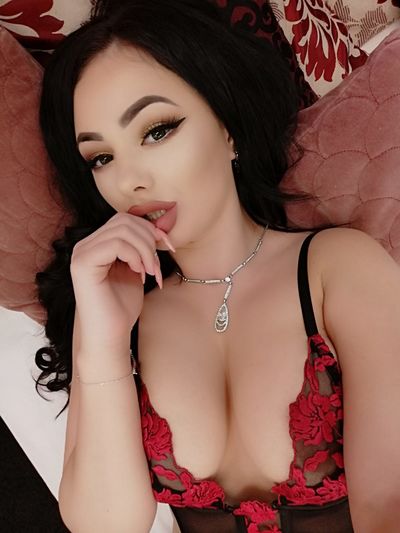 Call Girls In Sector 25, Noida 9217057085 Cash Payment No Advance