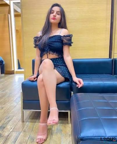 Premium 18+ Escort Service in Delhi Saket 8557906577 in Delhi