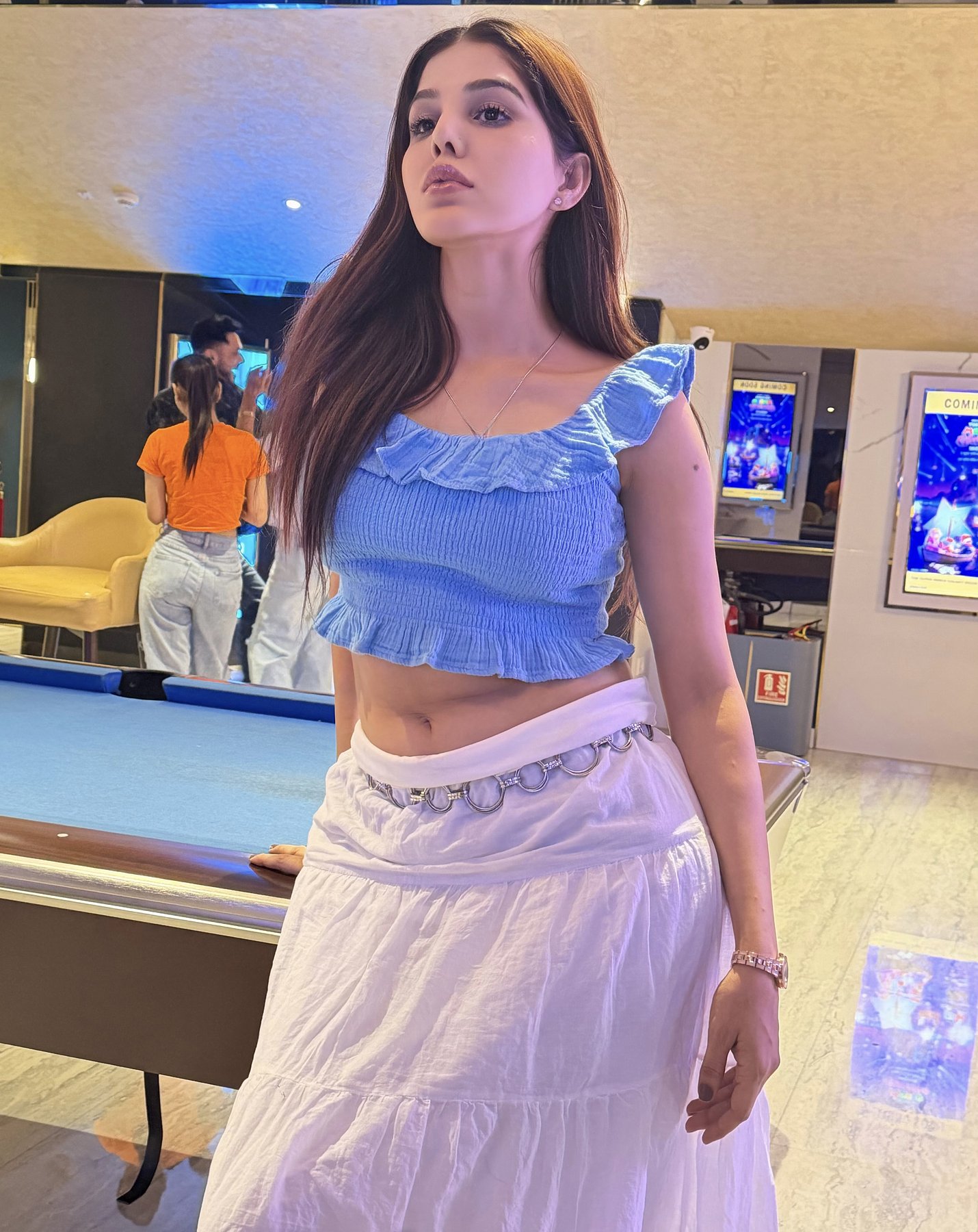 9220910337 Call Girls In Madangir Delhi Escorts in Delhi