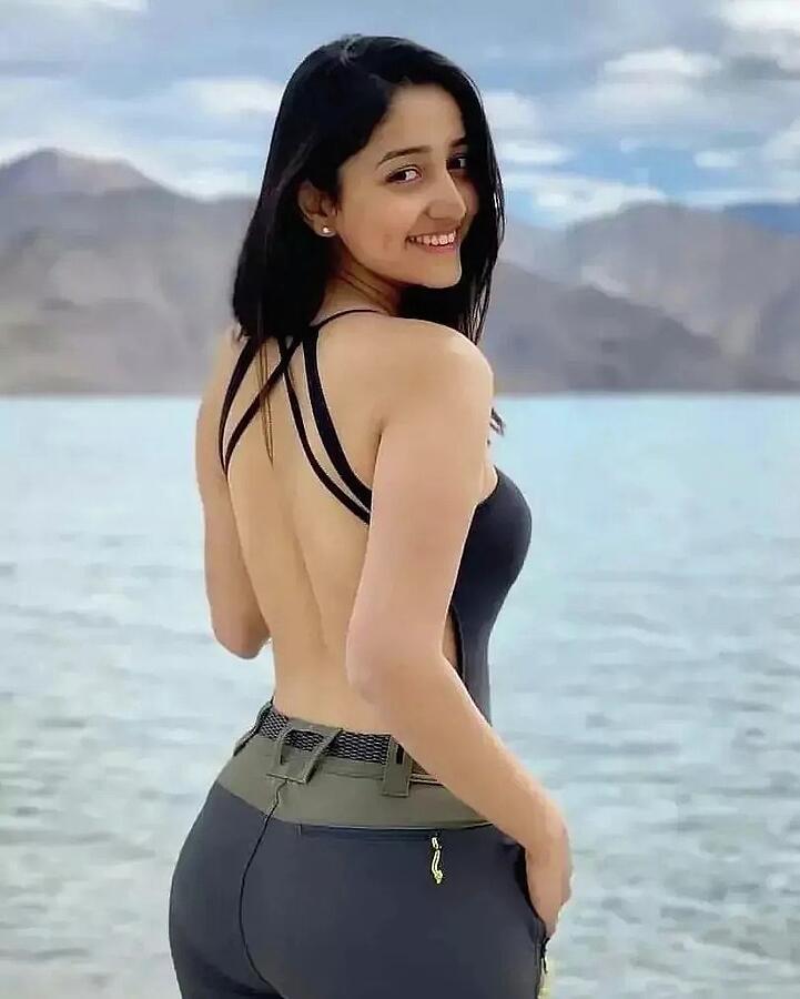full enjoycall girl in Sarojini Nagar +919953040155 Delhi Call Girls