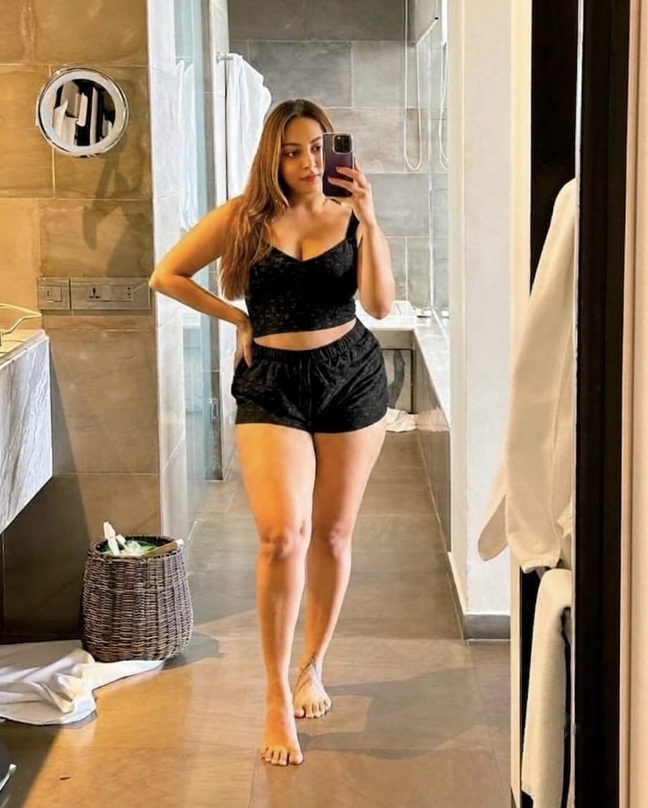 Call Girls In Gaur City Noida 9999211002 No Advance BookinG FOR Delhi NCR in Delhi