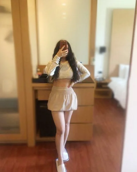 Call Girls In Laxmi Nagar, Delhi 9773510706 For Sh