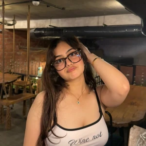 Call Girls In East of Kailash Block D South Delhi 8920285992 Delhi Escorts AA 24x7 Hours